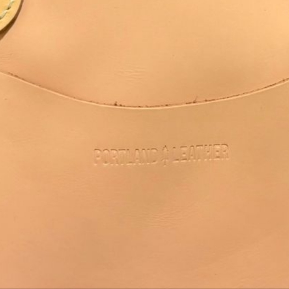 Portland Peach Leather Laptop Bag - Picture 2 of 4